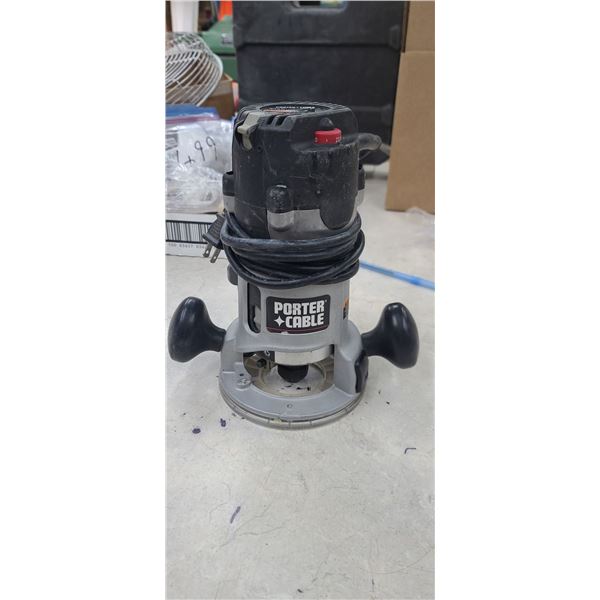 PORTER CABLE MODEL 89 HEAVY DUTY ROUTER COMES WITH BASE AND COLLET - VARIABLE SPEED 10,000-23,000