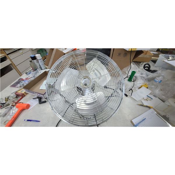 ALOHA BREEZE HIGH VELOCITY FLOOR FAN MODEL 12001 VERY CLEAN