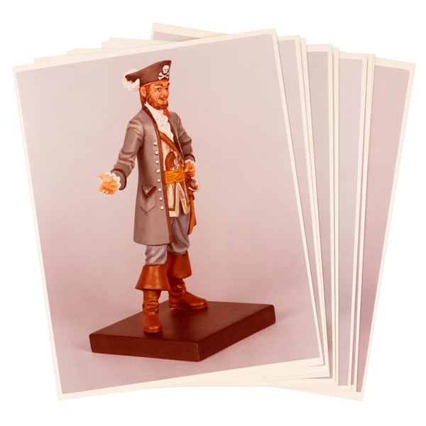 Pirates of the Caribbean Souvenir Maquette Photos.
