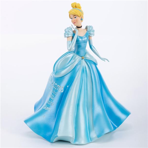 A Cinderella 'Disney Princess Expression' Figurine.