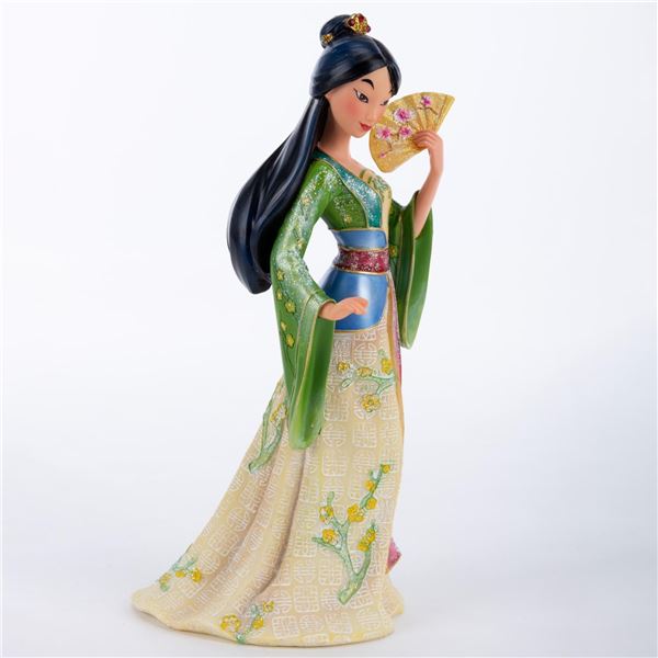 A Mulan 'Couture de Force' Figurine.