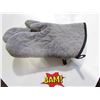 Image 1 : Oven Mitts