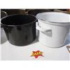 Image 1 : 2 Large Planting Pots