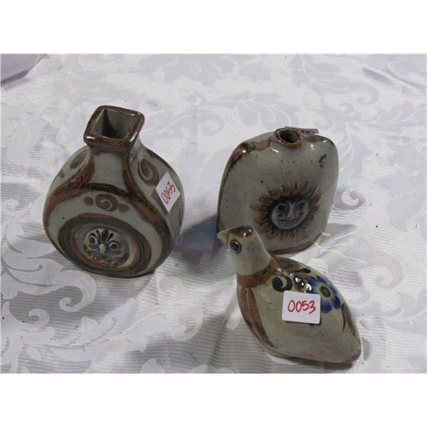 Matching Bird and Vases Set