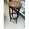 Image 1 : Bar Stool