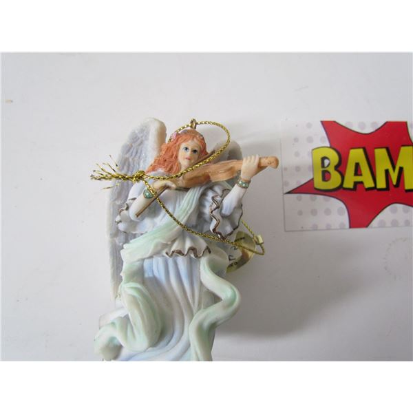 Angel Playing Violin