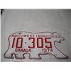 Image 2 : Pair of 1974 NWT Polar Bear License Plates