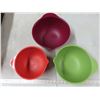 Image 1 : 3 Kitchenaid bowls, bottom non slip
