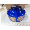 Image 3 : Blue glass bowl, gold accents
