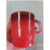 Image 2 : 2 Fire King mugs - red and diamond graphics