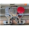 Image 5 : Vintage Knitting machine in metal case. Duel-Craft, Vancouver