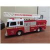 Image 4 : Toy fire truck