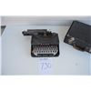 Image 2 : Monarch Pioneer Typewriter - antique
