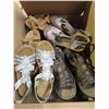 Image 1 : Box of women's shoes - most are sz 7