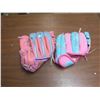 Image 2 : two girls baseball gloves