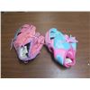 Image 4 : two girls baseball gloves