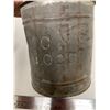 Image 2 : Vintage Oil Cans (CN on 1)