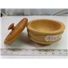 Image 2 : Wooden bowl with lid