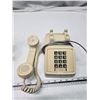 Image 2 : 2 Vintage telephones - 1 rotary, made in Canada - 1968 & 1989