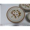 Image 2 : Set of Dried Flowers Stoneware Plates & Bowls