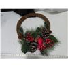 Image 1 : Cardinal Wreath