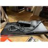 Image 1 : Samsung Blu-ray player with remote