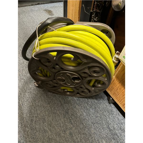 Suncast Hose and Reel
