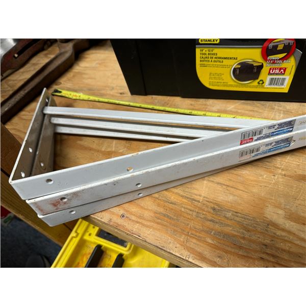 3 Mastercraft shelf brackets 15.6 x 10.6"