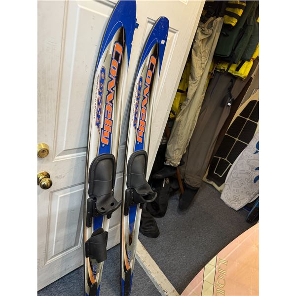 Connolly Odyssey waters skis