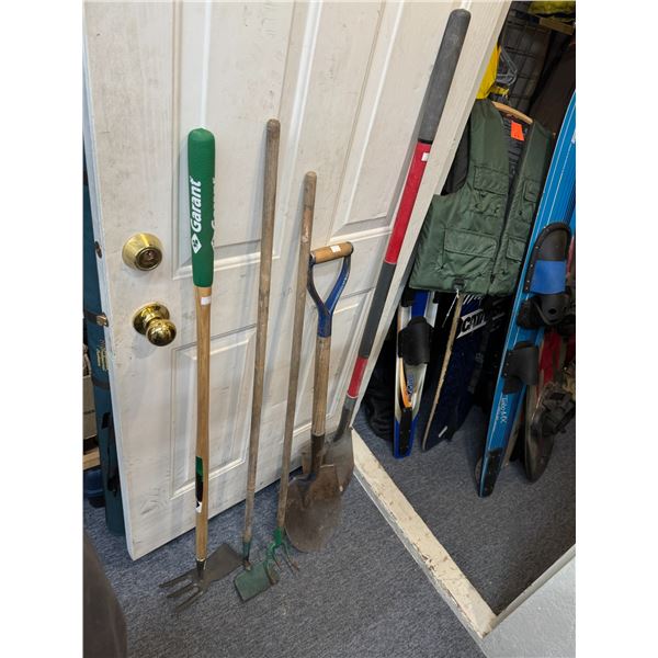 Shovel and garden pools