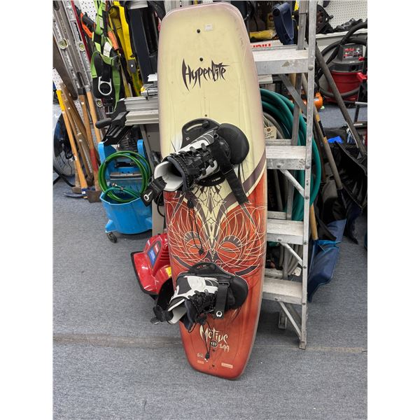 Hyper light wakeboard 144