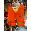 Image 1 : Life jacket, 41 KG and over