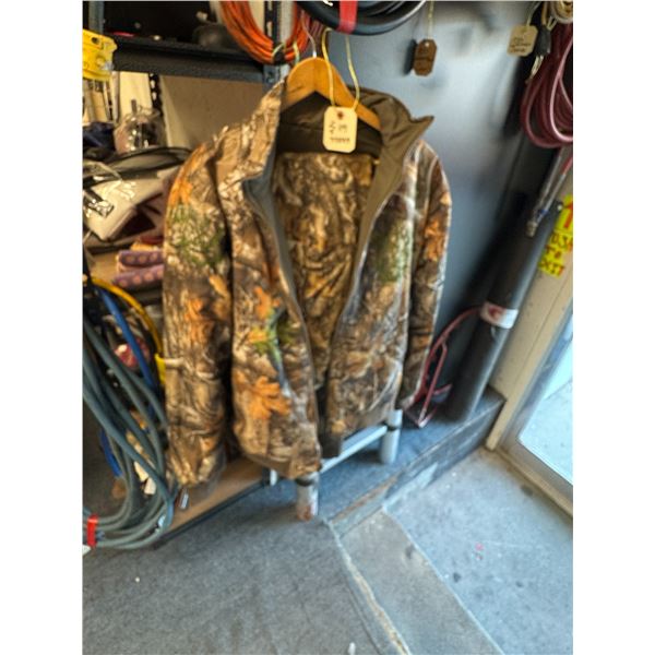 Real tree youth size 14/16 pants with jacket has rip see picture