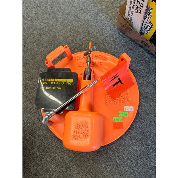 Polar therm extreme ice fishing accessory