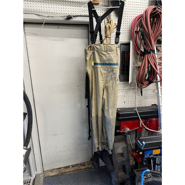 Remington medium waders