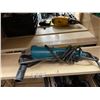 Image 1 : Makita grinder