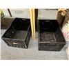 Image 1 : 2 folding crates