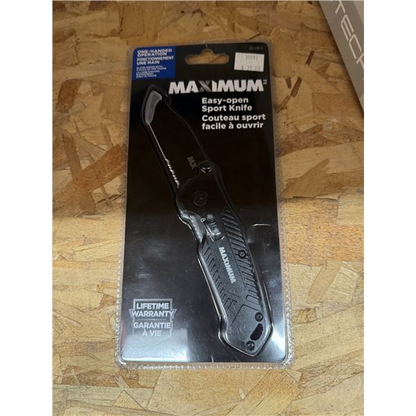 Maximum  sport knife