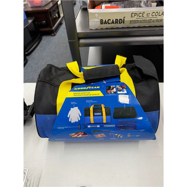 Winter safety kit