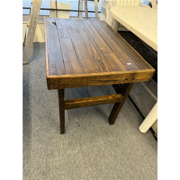 Table 32 3/4" x 22" x 25" tall