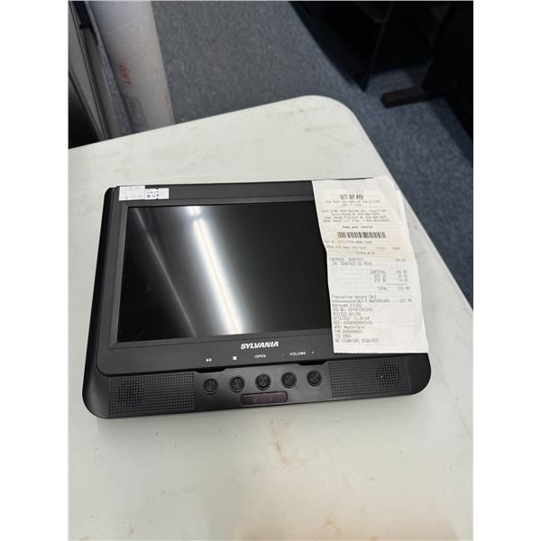 Savannah, 10 inch portable DVD player