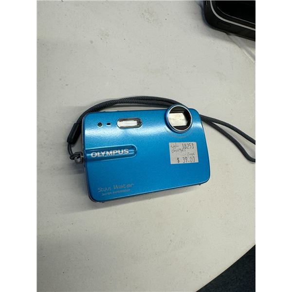 Olympus stylus Water 550WP camera no charger