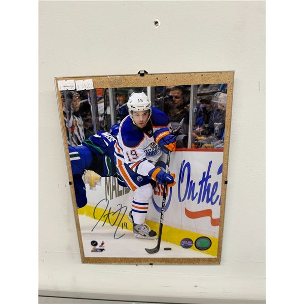 Signed oilers picture