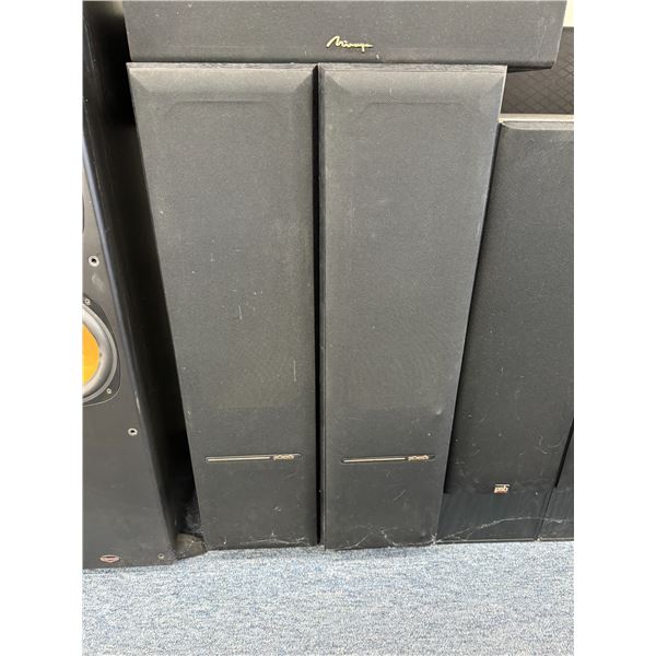 2 Polk audio floor speakers