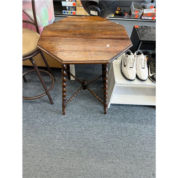 Antique table 23.5x23.5x28 tall