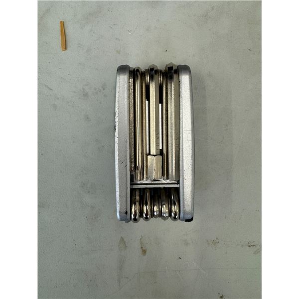 Multi tool
