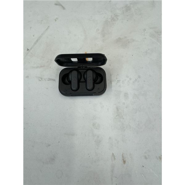 Skull Candy ear buds