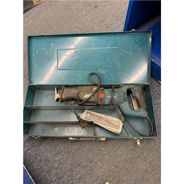 Makita recipro saw
