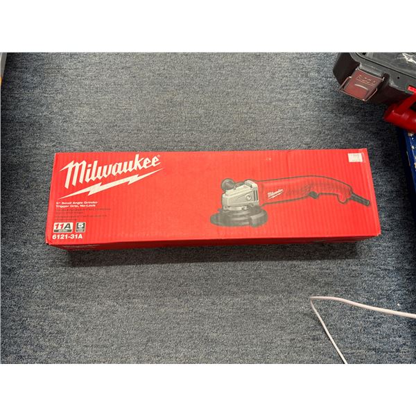 Milwaukee 5inch angle grinder