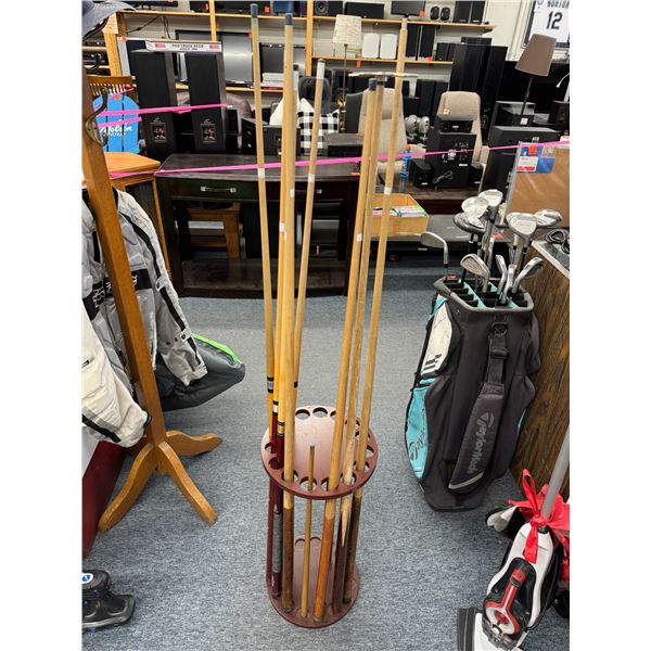 Pool cues and stand